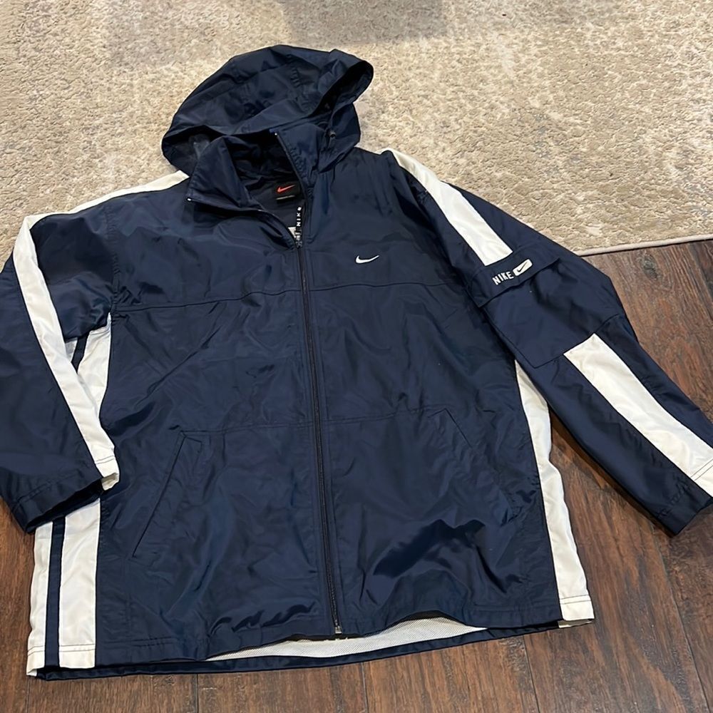 VTG Nike Hooded windbreaker jacket with sleeve pocket navy blue white stripe EUC